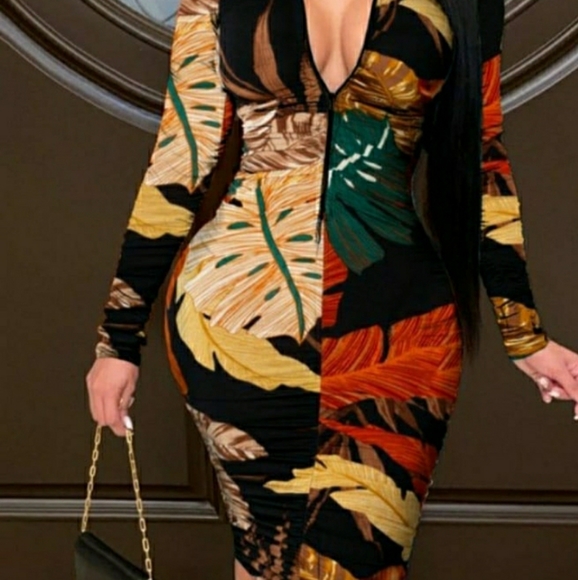 Floral Plus Size Dress - Picture 1 of 4